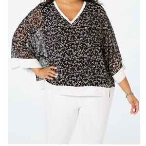 Tommy Hilfiger Floral Bell sleeve top Size 2XL